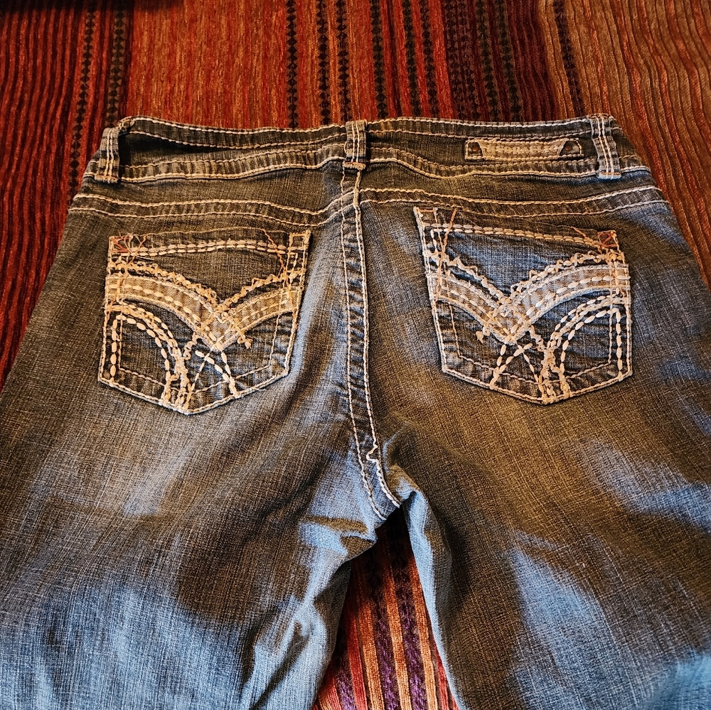 Jeans - Picture 3 of 3